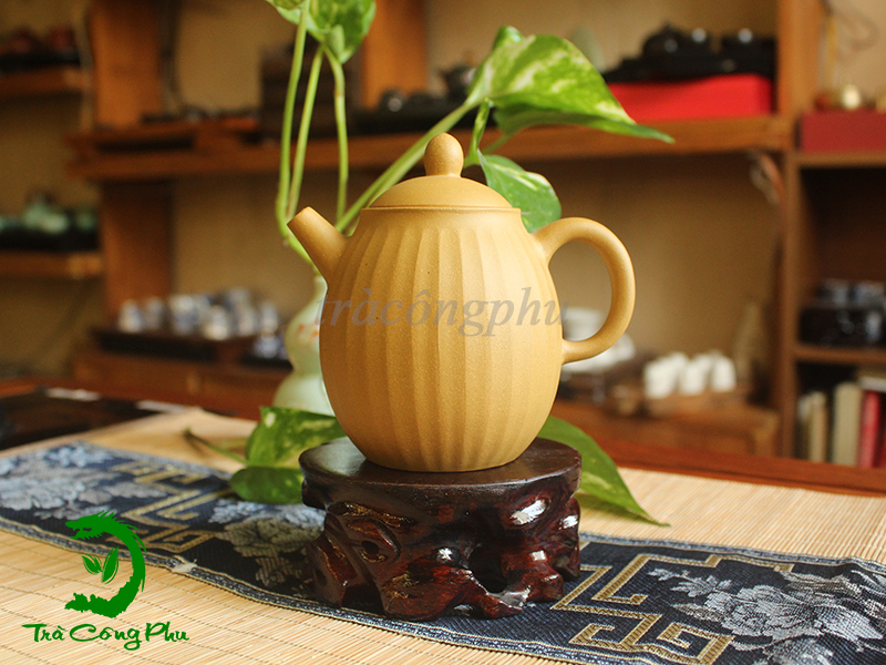 Ấm Tử Sa Mỹ Nhân Kiên Cúc Lôi ( Biến Thể) - ATS1163